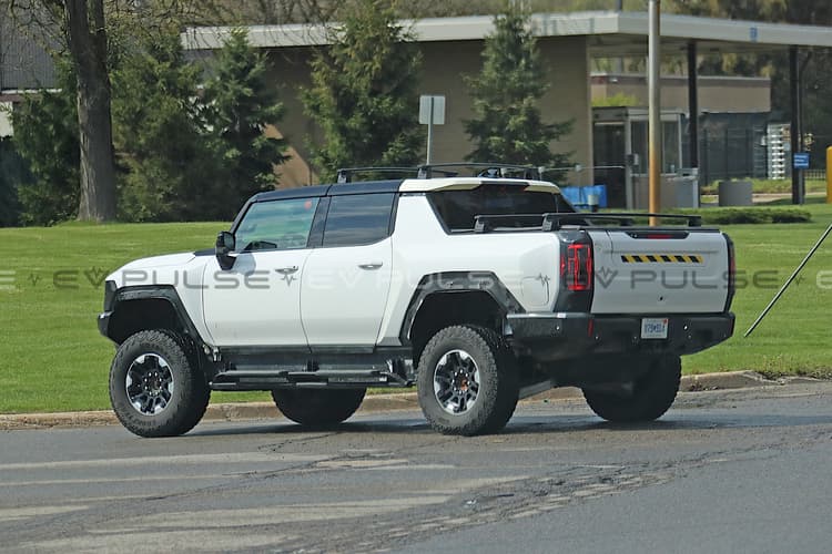 2022 GMC Hummer EV caught Crab Walking and prepped for accessories EV