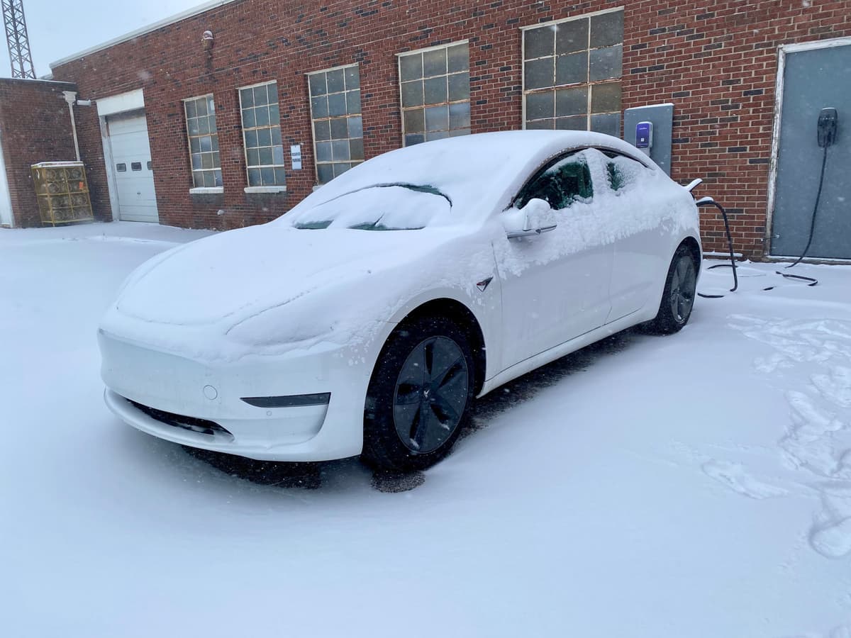 Tesla Model 3 cold weather range test: Christmas 2020 - EV Pulse